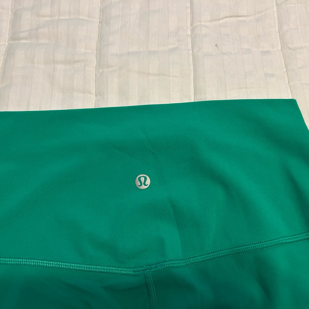 lululemon Kelly Green Align High-Rise Leggings 25” (NWT) - Picture 4 of 9